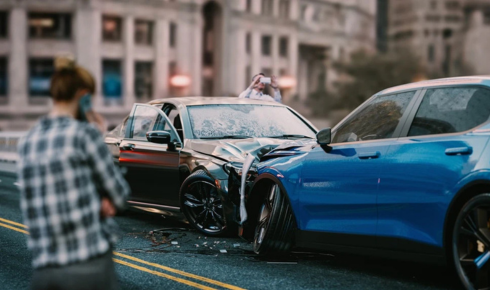 Can You Sue After Settling with the Insurance Company? Car Accident Lawyer Queens Explains